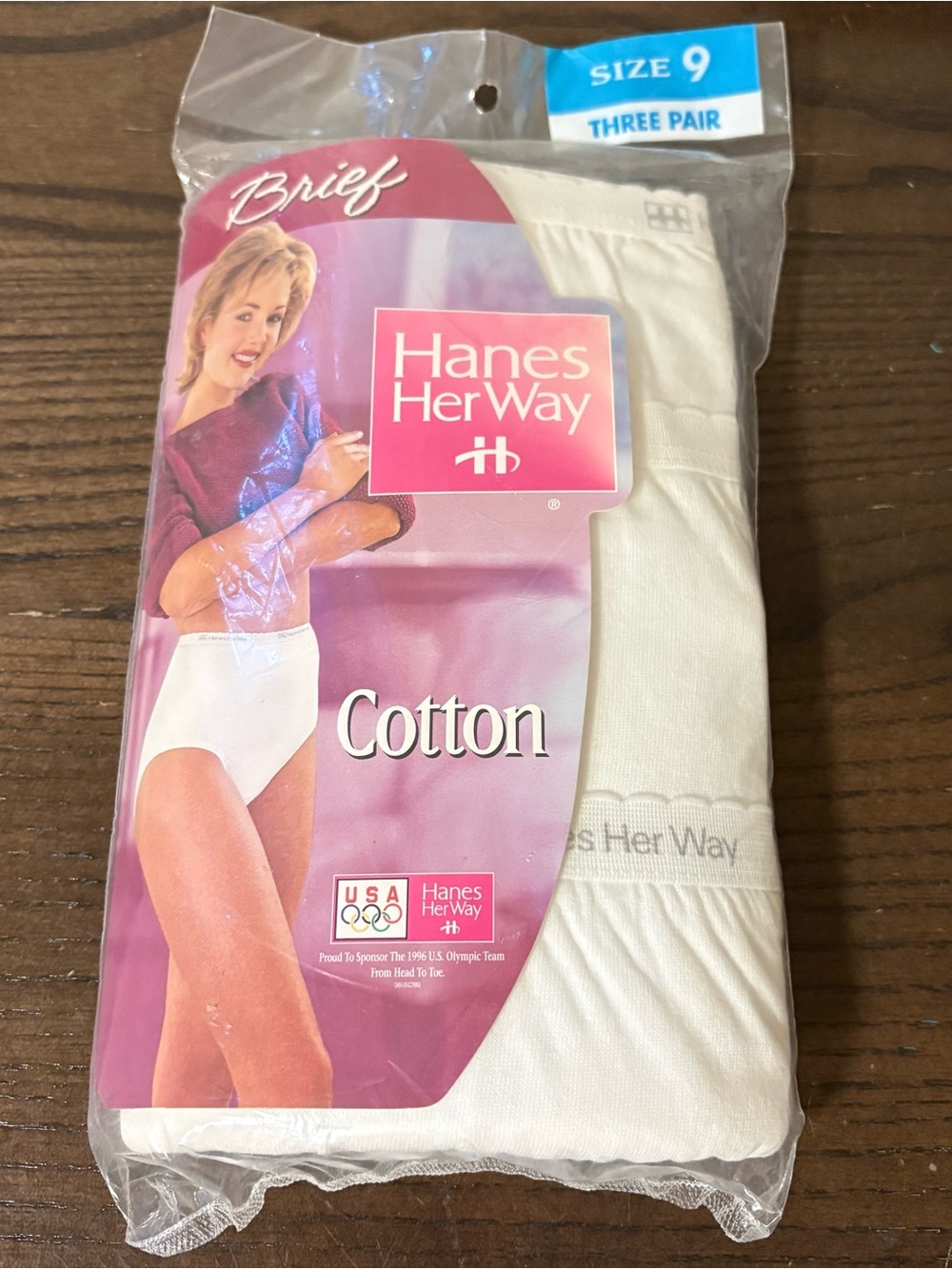 Vintage 1995 Hanes Her Way Brief 100% Cotton Brief in Size 9- 3 pack